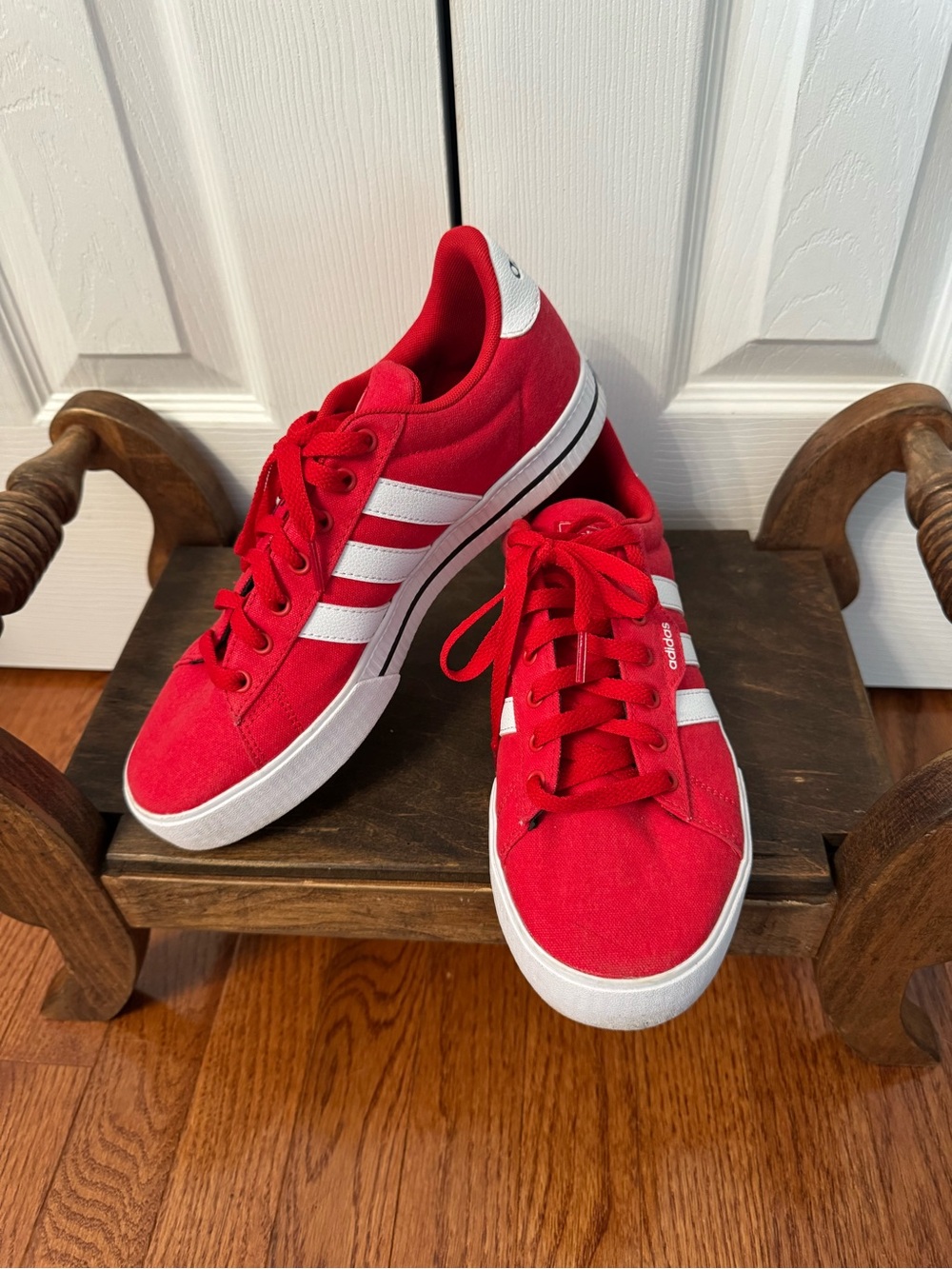 ADIDAS Men’s Daily 3.0 Scarlet Red